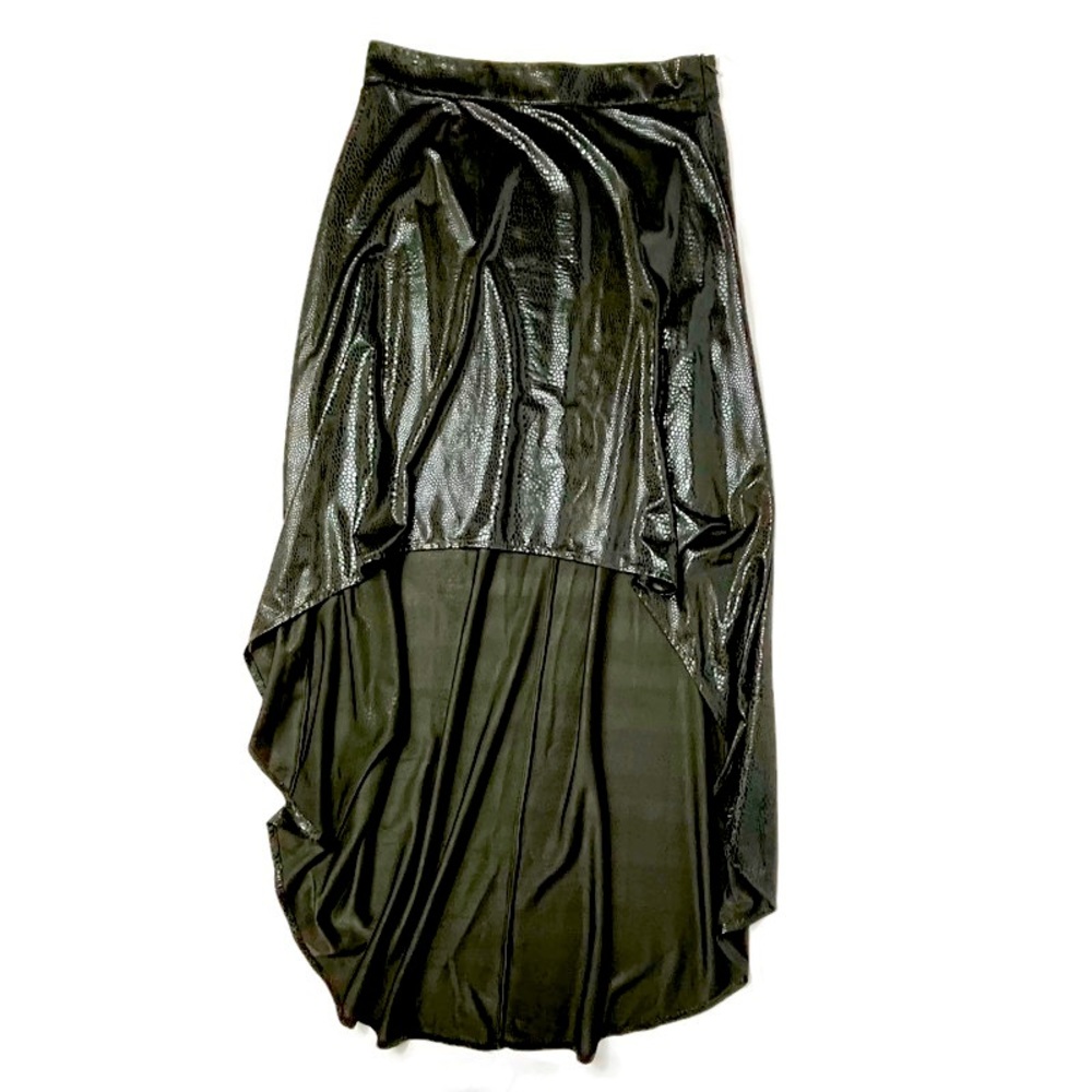 Forever 21 | Black Shiny Snakeskin | High Low Skirt | Size Small